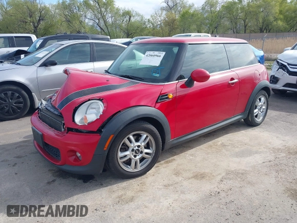 2012 MINI Hardtop с VIN WMWSU3C53CT539928, выставлен на аукционе IAAI как лот 42060966 с пробегом 147 343 миль миль и . История ставок и продаж доступна на DreamBid. Изображение 2.