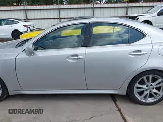 2006 Lexus IS 350 z VIN JTHBE262165008682, wystawiony jako IAAI lot #42683004 z przebiegiem 110 460 mil mil oraz . Historia ofert i sprzedaży dostępna na DreamBid. Obrazek 15.
