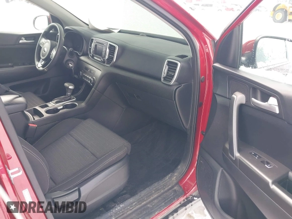 2018 Kia Sportage LX with VIN KNDPMCAC8J7324190, listed as a IAAI auction lot 41599162 with 41,573 mi miles. Bid and sale history available at carsss.com. Image 5.