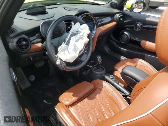 2022 MINI Convertible Cooper S z VIN WMW43DL0XN3P09016, wystawiony jako Copart lot #56379755 z przebiegiem 32 509 mil mil oraz Szkoda całkowita • Salvage title. Historia ofert i sprzedaży dostępna na DreamBid. Obrazek 8.