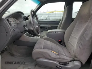 2001 Ford Explorer Sport с VIN 1FMCU70E61UB69838, выставлен на аукционе Copart как лот 84331824 с пробегом 223 404 миль миль и Списание • Salvage title. История ставок и продаж доступна на DreamBid. Изображение 7.