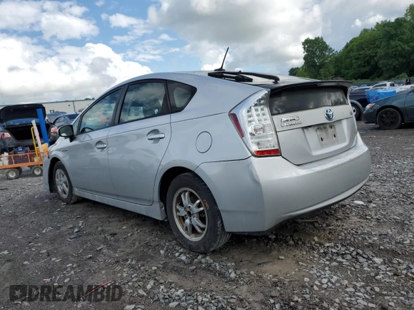 2010 Toyota Prius II z VIN JTDKN3DU2A0043961, wystawiony jako Copart lot #56583605 z przebiegiem 120 363 mil mil oraz Czysty tytuł • Clean title. Historia ofert i sprzedaży dostępna na DreamBid. Obrazek 2.