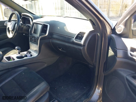 2015 Jeep Grand Cherokee Altitude with VIN 1C4RJFAG4FC115470, listed as a IAAI auction lot 41718092 with 95,082 mi miles. Bid and sale history available at carsss.com. Image 5.