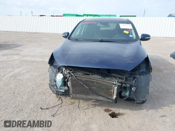 2019 Kia Sorento LX z VIN 5XYPG4A57KG477968, wystawiony jako IAAI lot #41886631 z przebiegiem 129 501 mil mil oraz . Historia ofert i sprzedaży dostępna na DreamBid. Obrazek 6.