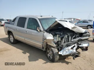 2005 Chevrolet Avalanche Z71 with VIN 3GNEK12Z55G267789, listed as a Copart auction lot 70476584 with 199,006 mi miles and Salvage Title. Bid and sale history available at DreamBid. Image 4.