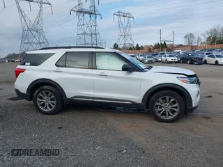 2020 Ford Explorer XLT with VIN 1FMSK8DH2LGC86989, listed as a IAAI auction lot 41078980 with 76,326 mi miles. Bid and sale history available at carsss.com. Image 13.