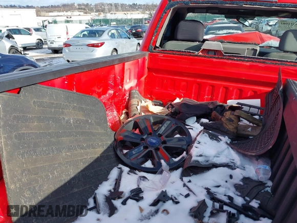 2018 Ford F-150 XL with VIN 1FTMF1CB2JKC47707, listed as a IAAI auction lot 41231081 with 120,804 mi miles. Bid and sale history available at carsss.com. Image 12.