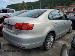 2011 Volkswagen Jetta SE z VIN 3VWDZ7AJXBM110445, wystawiony jako Copart lot #86899864 z przebiegiem Nie podano mil oraz Nie do naprawy • Non repairable. Historia ofert i sprzedaży dostępna na DreamBid. Obrazek 3.