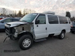 2013 Ford Econoline Cargo Commercial z VIN 1FTSS3EL8DDB02166, wystawiony jako Copart lot #82120874 z przebiegiem 63 876 mil mil oraz Szkoda całkowita • Salvage title. Historia ofert i sprzedaży dostępna na DreamBid. Obrazek 1.