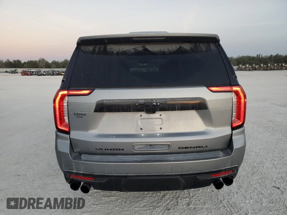 2023 GMC Yukon XL Denali Ultimate with VIN 1GKS2KKL2PR351959, listed as a Copart auction lot 83943414 with 20,081 mi miles and Salvage Title. Bid and sale history available at carsss.com. Image 6.