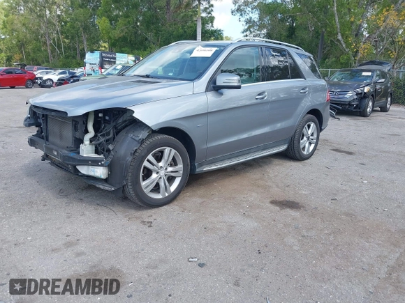 2012 Mercedes-Benz M ML 350 with VIN 4JGDA5HBXCA068916, listed as a IAAI auction lot 42096508 with 69,881 mi miles and . Bid and sale history available at carsss.com. Image 17.