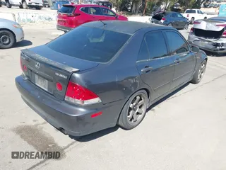 2004 Lexus IS 300/350 z VIN JTHBD192740085284, wystawiony jako IAAI lot #42322144 z przebiegiem 394 260 mil mil oraz . Historia ofert i sprzedaży dostępna na DreamBid. Obrazek 4.