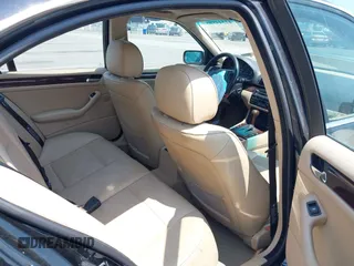 2005 BMW 3 Series 330i с VIN WBAEV53435KM40855, выставлен на аукционе IAAI как лот 42344505 с пробегом 120 060 миль миль и . История ставок и продаж доступна на DreamBid. Изображение 8.