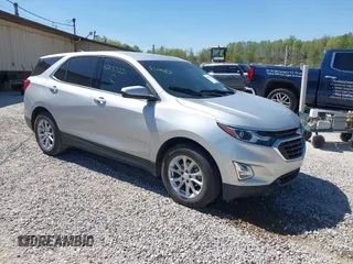 2020 Chevrolet Equinox LT z VIN 3GNAXKEV9LS687807, wystawiony jako IAAI lot #42083221 z przebiegiem Nie podano mil oraz . Historia ofert i sprzedaży dostępna na DreamBid. Obrazek 1.