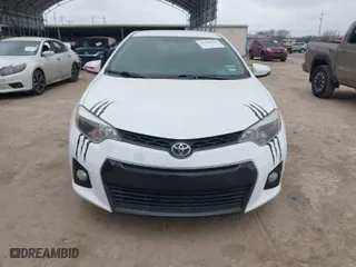 2016 Toyota Corolla L with VIN 5YFBURHE9GP463711, listed as a IAAI auction lot 41704664 with 199,074 mi miles. Bid and sale history available at carsss.com. Image 12.