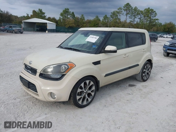 2013 Kia Soul ! with VIN KNDJT2A6XD7553147, listed as a IAAI auction lot 41505780 with 73,124 mi miles. Bid and sale history available at carsss.com. Image 17.