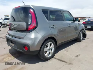 2017 Kia Soul z VIN KNDJN2A21H7503945, wystawiony jako IAAI lot #42374466 z przebiegiem 47 814 mil mil oraz . Historia ofert i sprzedaży dostępna na DreamBid. Obrazek 4.