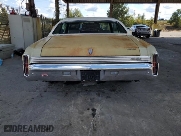 1972 Chevrolet Monte Carlo z VIN 1H57J2L567411, wystawiony jako Copart lot #72465014 z przebiegiem 83 239 mil mil oraz Szkody całkowita. Historia ofert i sprzedaży dostępna na DreamBid. Obrazek 6.
