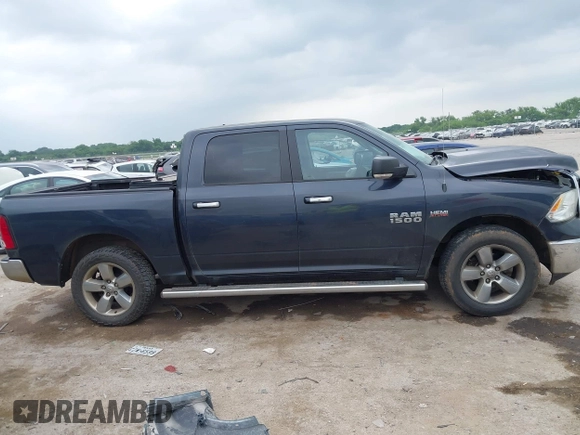 2015 Ram 1500 Big Horn z VIN 1C6RR6LTXFS784956, wystawiony jako IAAI lot #42265974 z przebiegiem 97 839 mil mil oraz . Historia ofert i sprzedaży dostępna na DreamBid. Obrazek 13.