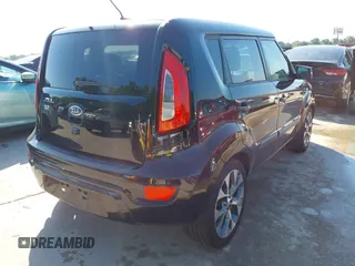 2012 Kia Soul + with VIN KNDJT2A67C7404399, listed as a IAAI auction lot 42090661 with 138,993 mi miles. Bid and sale history available at carsss.com. Image 4.