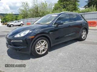 2013 Porsche Cayenne S Hybrid с VIN WP1AE2A2XDLA15786, выставлен на аукционе Copart как лот 56371085 с пробегом 96 322 миль миль и Чистый • Clean title. История ставок и продаж доступна на DreamBid. Изображение 1.