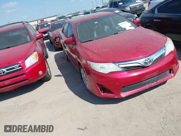 2014 Toyota Camry SE with VIN 4T1BK1FK8EU547143, listed as a IAAI auction lot 41876192 with 209,535 mi miles. Bid and sale history available at carsss.com. Image 1.