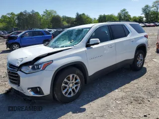 2019 Chevrolet Traverse LT Cloth with VIN 1GNERGKW0KJ103879, listed as a Copart auction lot 55834345 with 118,122 mi miles and Salvage title. Bid and sale history available at DreamBid. Image 1.