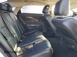 2014 Jaguar XJ Portfolio with VIN SAJWA2GZ3E8V60788, listed as a Copart auction lot 43272405 with 97,196 mi miles and Salvage title. Bid and sale history available at DreamBid. Image 11.
