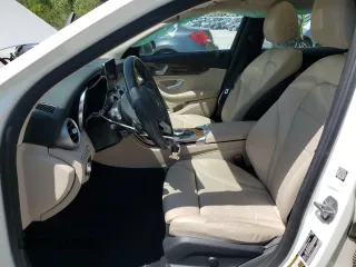 2017 Mercedes-Benz C 300 с VIN 55SWF4JB8HU199925, выставлен на аукционе Copart как лот 52771295 с пробегом 110 770 миль миль и Списание • Salvage title. История ставок и продаж доступна на DreamBid. Изображение 7.