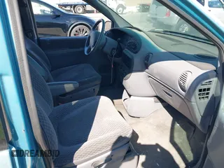 1999 Dodge Caravan SE with VIN 2B4GP45R1XR421019, listed as a IAAI auction lot 42782333 with 103,757 mi miles and . Bid and sale history available at DreamBid. Image 5.