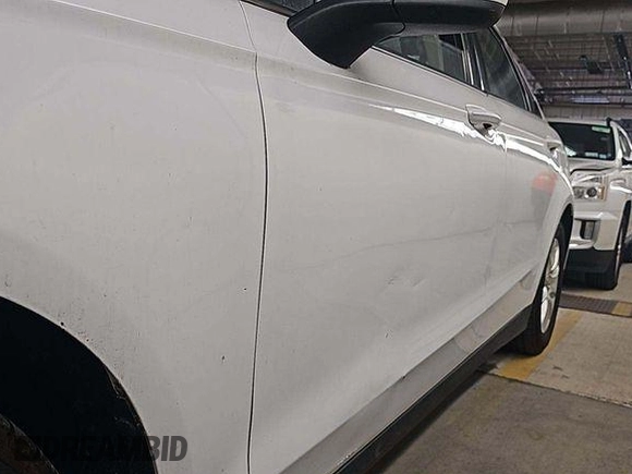 2015 Ford Fusion S with VIN 1FA6P0G7XF5127770, listed as a IAAI auction lot 42845978 with 150,942 mi miles and . Bid and sale history available at DreamBid. Image 4.
