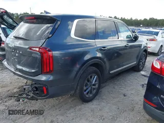 2024 Kia Telluride LX z VIN 5XYP24GC4RG542225, wystawiony jako IAAI lot #40726805 z przebiegiem 9 285 mil mil oraz . Historia ofert i sprzedaży dostępna na DreamBid. Obrazek 4.