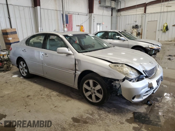 2005 Lexus ES 330 with VIN JTHBA30G055080767, listed as a Copart auction lot 52017615 with 111,947 mi miles and Non Repairable. Bid and sale history available at carsss.com. Image 4.