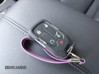 2024 GMC Terrain SLE z VIN 3GKALMEG7RL349511, wystawiony jako IAAI lot #41949087 z przebiegiem 8 574 mil mil oraz . Historia ofert i sprzedaży dostępna na DreamBid. Obrazek 11.