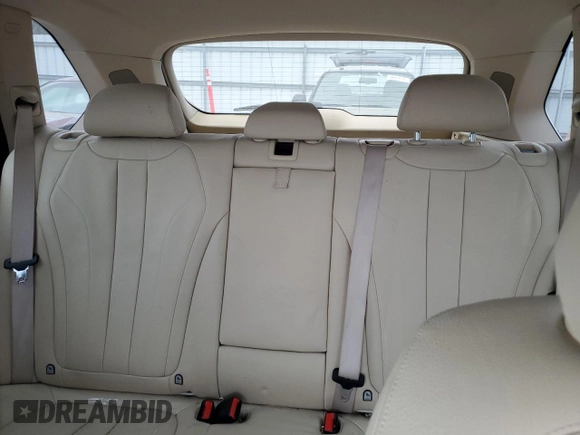 2015 BMW X5 xDrive35d z VIN 5UXKS4C59F0N08203, wystawiony jako Copart lot #54010775 z przebiegiem 99 425 mil mil oraz Szkoda całkowita • Salvage title. Historia ofert i sprzedaży dostępna na DreamBid. Obrazek 10.