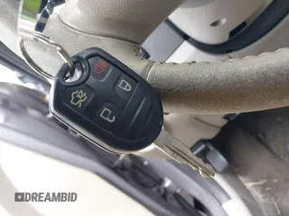 2008 Ford Escape Hybrid with VIN 1FMCU49H68KC63297, listed as a IAAI auction lot 42488181 with 230,266 mi miles and . Bid and sale history available at DreamBid. Image 11.