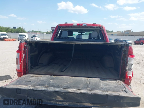 2021 Ford F-150 XL z VIN 1FTFW1E83MFC62921, wystawiony jako IAAI lot #42465289 z przebiegiem 83 847 mil mil oraz . Historia ofert i sprzedaży dostępna na DreamBid. Obrazek 16.