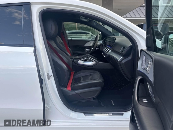 2021 Mercedes-Benz GLE 53 AMG with VIN 4JGFD6BB5MA229365, listed as a IAAI auction lot 42421248 with 99,437 mi miles and . Bid and sale history available at DreamBid. Image 5.