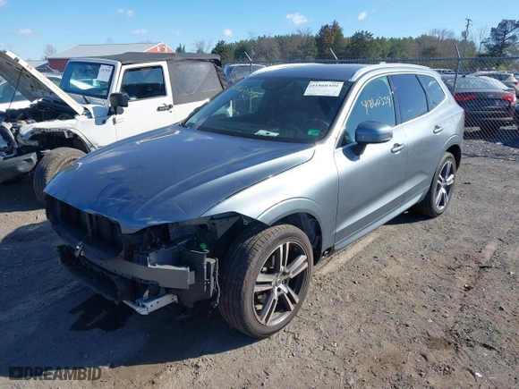 2019 Volvo XC60 Momentum with VIN LYV102DK9KB220044, listed as a IAAI auction lot 41860359 with 69,657 mi miles. Bid and sale history available at carsss.com. Image 17.