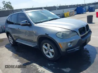 2009 BMW X5 30i with VIN 5UXFE43589L270405, listed as a IAAI auction lot 42084949 with 158,619 mi miles. Bid and sale history available at carsss.com. Image 1.
