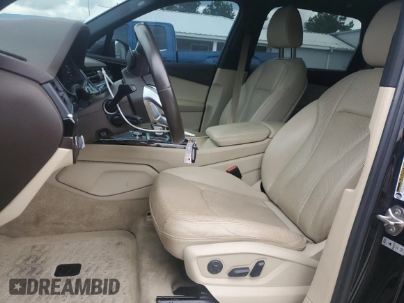 2017 Audi Q7 Premium Plus z VIN WA1LAAF74HD008461, wystawiony jako Copart lot #58095615 z przebiegiem 171 994 mil mil oraz Czysty tytuł • Clean title. Historia ofert i sprzedaży dostępna na DreamBid. Obrazek 7.