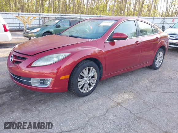 2009 Mazda 6 i Touring with VIN 1YVHP82A095M25943, listed as a IAAI auction lot 42197635 with 208,363 mi miles. Bid and sale history available at carsss.com. Image 2.