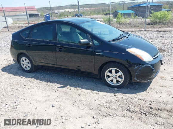 2008 Toyota Prius with VIN JTDKB20UX87703593, listed as a IAAI auction lot 42108567 with 157,117 mi miles. Bid and sale history available at carsss.com. Image 1.