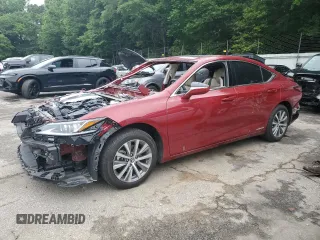 2020 Lexus ES 300h z VIN 58AD21B16LU010699, wystawiony jako Copart lot #56871475 z przebiegiem Nie podano mil oraz Szkoda całkowita • Salvage title. Historia ofert i sprzedaży dostępna na DreamBid. Obrazek 1.