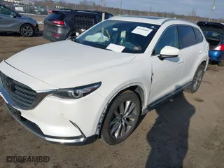 2018 Mazda CX-9 Grand Touring with VIN JM3TCBDYXJ0208654, listed as a IAAI auction lot 41410805 with 117,761 mi miles. Bid and sale history available at carsss.com. Image 17.