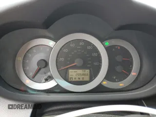 2008 Toyota RAV4 Sport with VIN JTMBK32V185056847, listed as a Copart auction lot 55513695 with 205,866 mi miles and Salvage title. Bid and sale history available at DreamBid. Image 9.