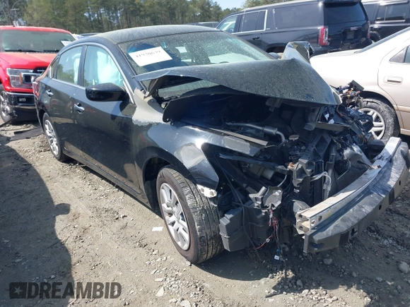 2015 Nissan Altima S with VIN 1N4AL3AP2FN316557, listed as a IAAI auction lot 41930639 with 174,482 mi miles and . Bid and sale history available at carsss.com. Image 1.