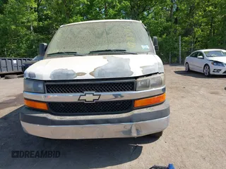 2011 Chevrolet Express Passenger 1LT with VIN 1GAZG1FG7B1171122, listed as a IAAI auction lot 42185185 with 262,837 mi miles and . Bid and sale history available at DreamBid. Image 12.