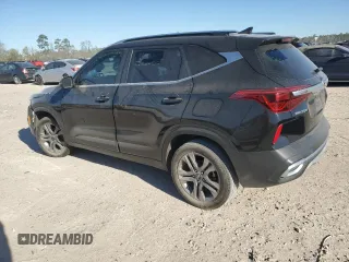 2021 Kia Seltos S with VIN KNDEU2AA8M7105024, listed as a Copart auction lot 49889825 with 61,665 mi miles and Salvage Title. Bid and sale history available at DreamBid. Image 2.