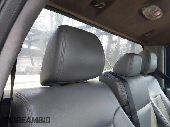 2012 Ford F-250 XL with VIN 1FTBF2A64CEA45925, listed as a IAAI auction lot 41502803 with 372,734 mi miles and . Bid and sale history available at DreamBid. Image 8.